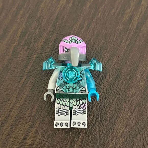 LEGO Other - LEGO Legends of Chima Vardy Minifigure Retired Collectible